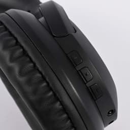 Right Headphone Close Up