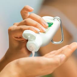 Carabiner Sunscreen - 50ml - image 2