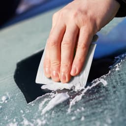 Compact Ice Scraper - image 6