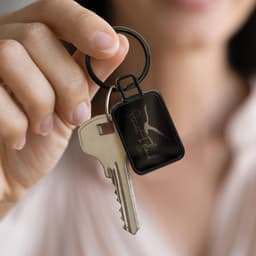 Astina Key Ring - image 2