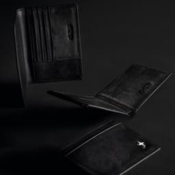 Swiss Peak Anti-Skimming Wallet - image 3