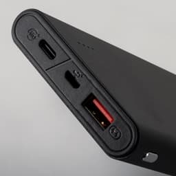 Dash 18W PD Power Bank - image 5